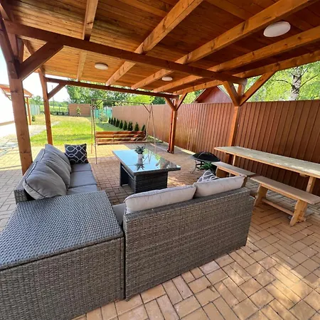 Holiday home Vizparti Futrinka Vendeghazak